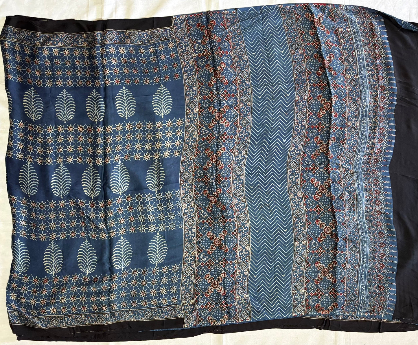 Arav Ethnics Madhurima