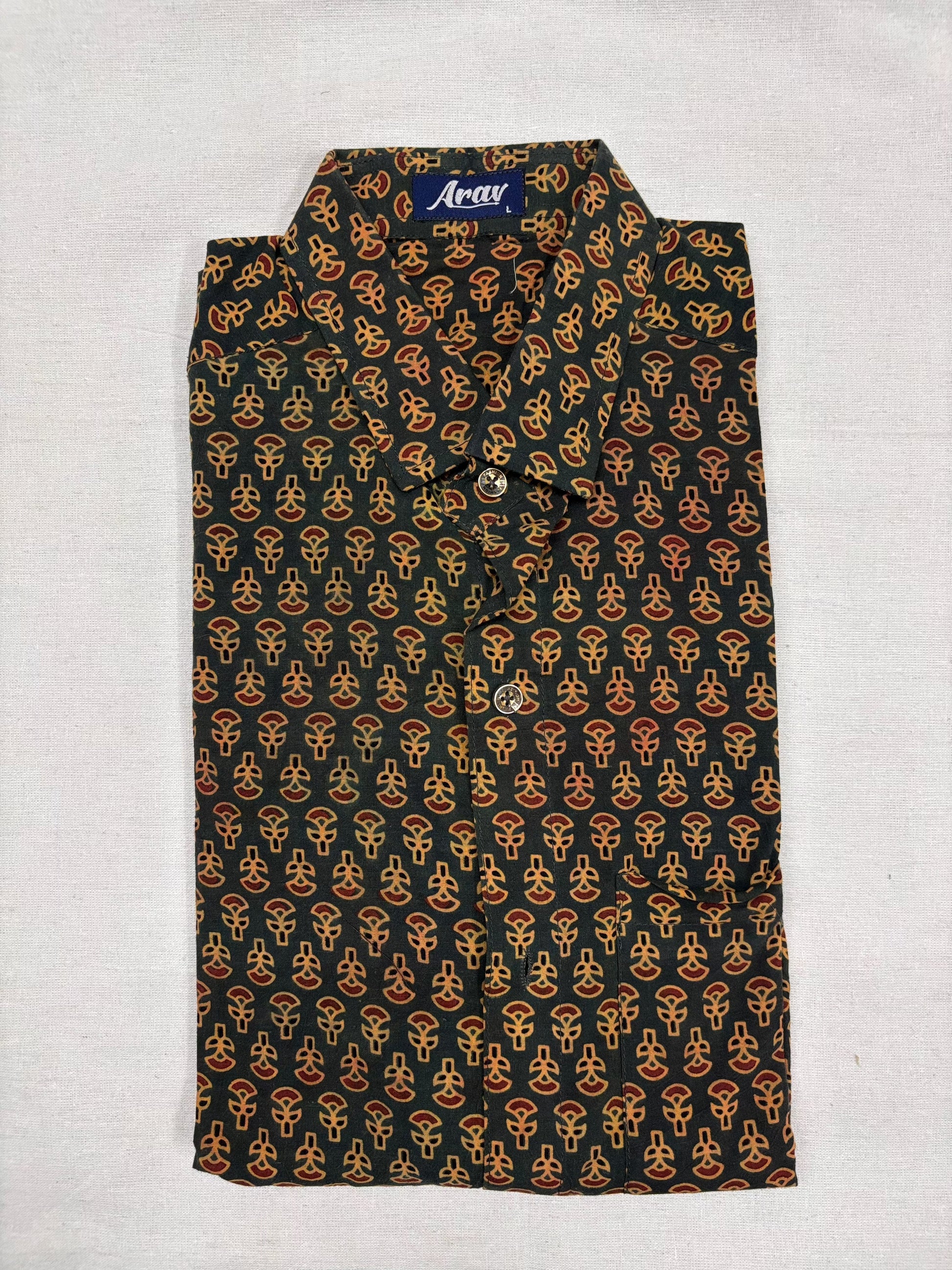Arav Ethnics Men’s Ajrakh Cotton Shirt – Full Sleeve