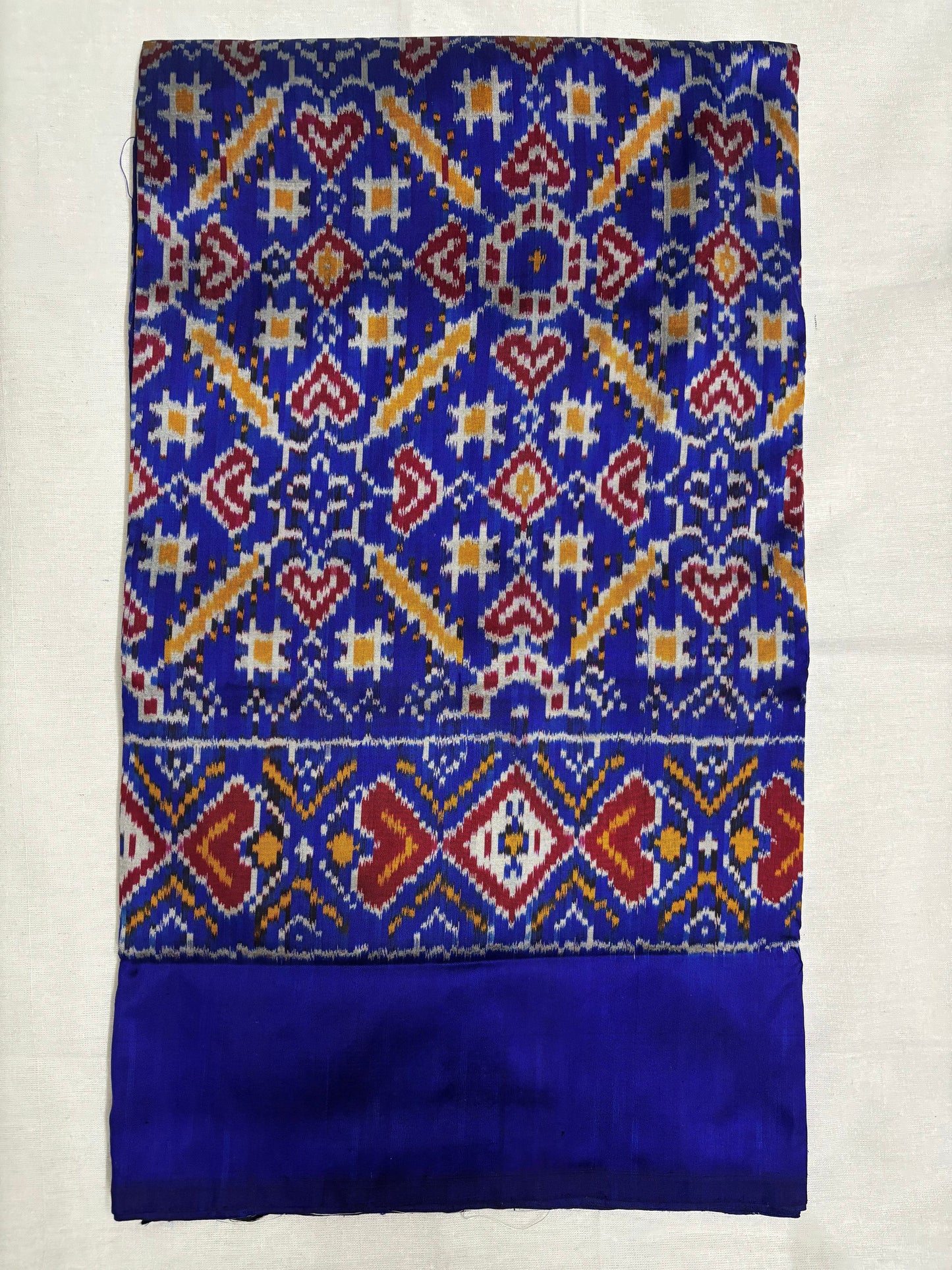 Arav Ethnics Pochampally Ikkat Saree