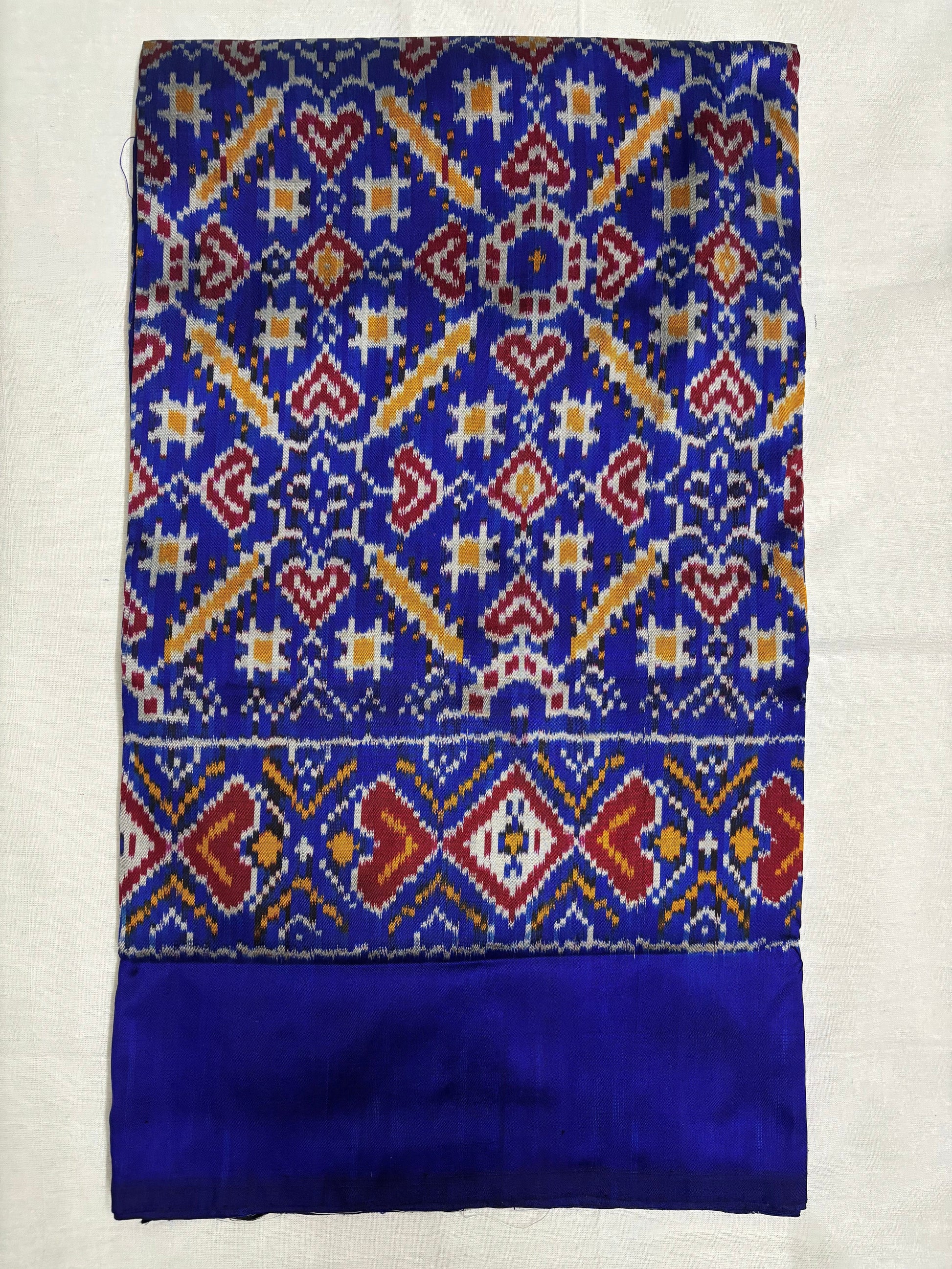 Arav Ethnics Pochampally Ikkat Saree