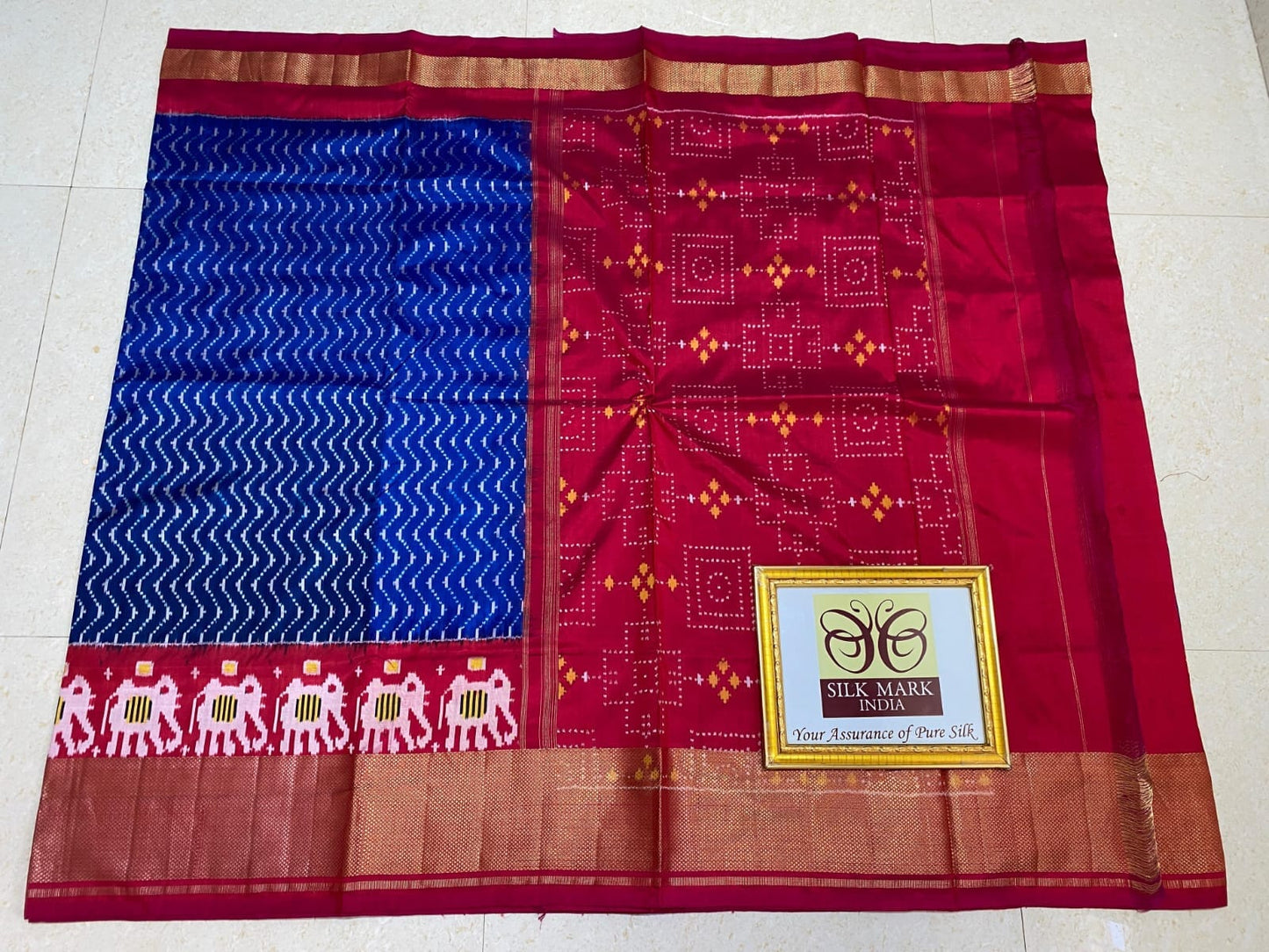 Arav Ethnics Pochampally Ikkat Saree