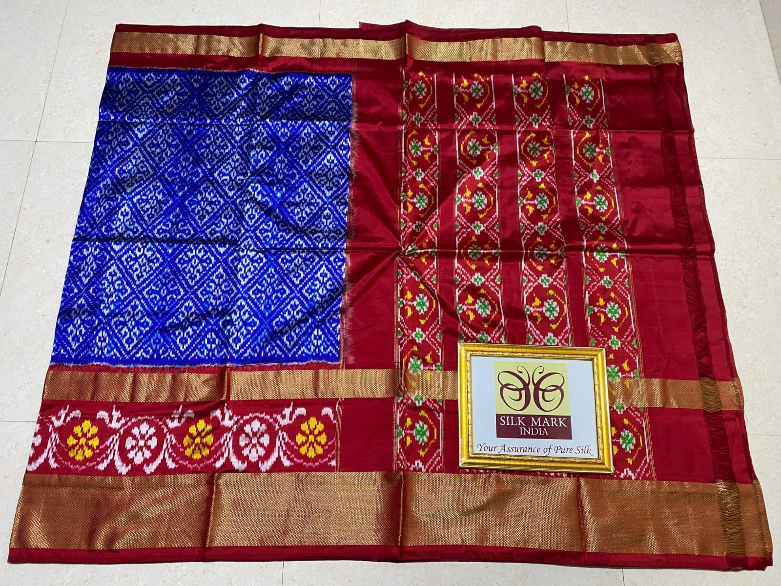 Arav Ethnics Pochampally Ikkat Saree