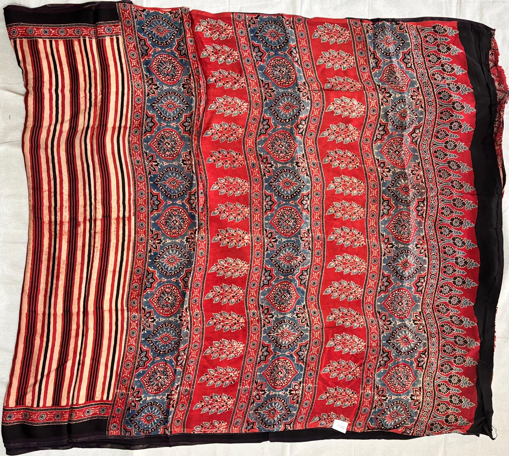 Arav Ethnics Sindoori Shaam