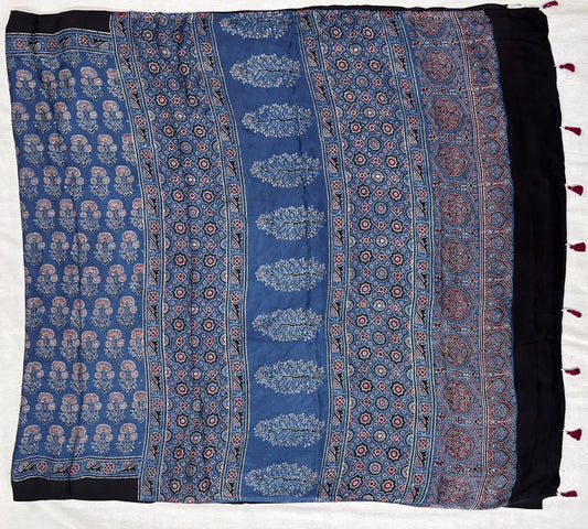 Arav Ethnics  Vimalya