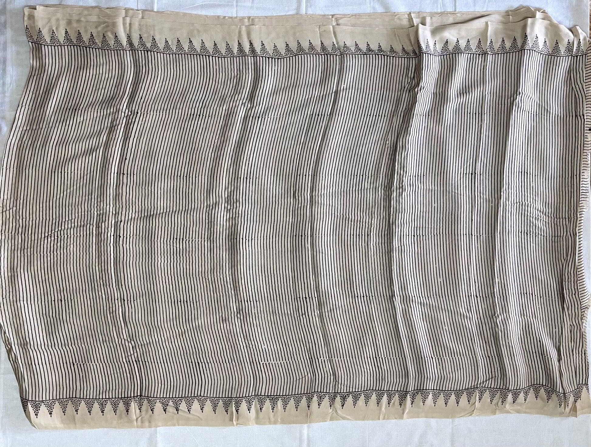 Arav Ethnics Zamindari